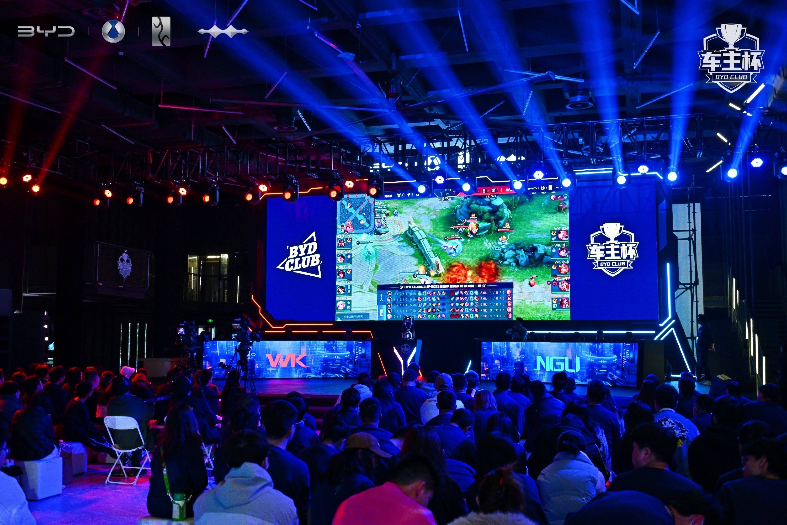 Ruler伊泽瑞尔闪转腾挪收割 Yagao斯莫德完成斩杀 JDG赢首局