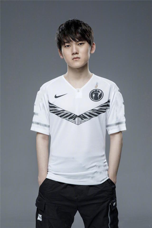 全球PUBGxGD权志龙联名，金秋农场大作战正式上线